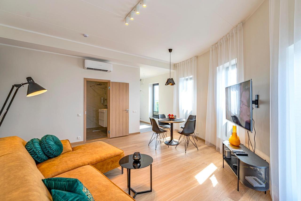 טרטו Artisa Riia Str 20B Luxury Penthouse Apartment מראה חיצוני תמונה