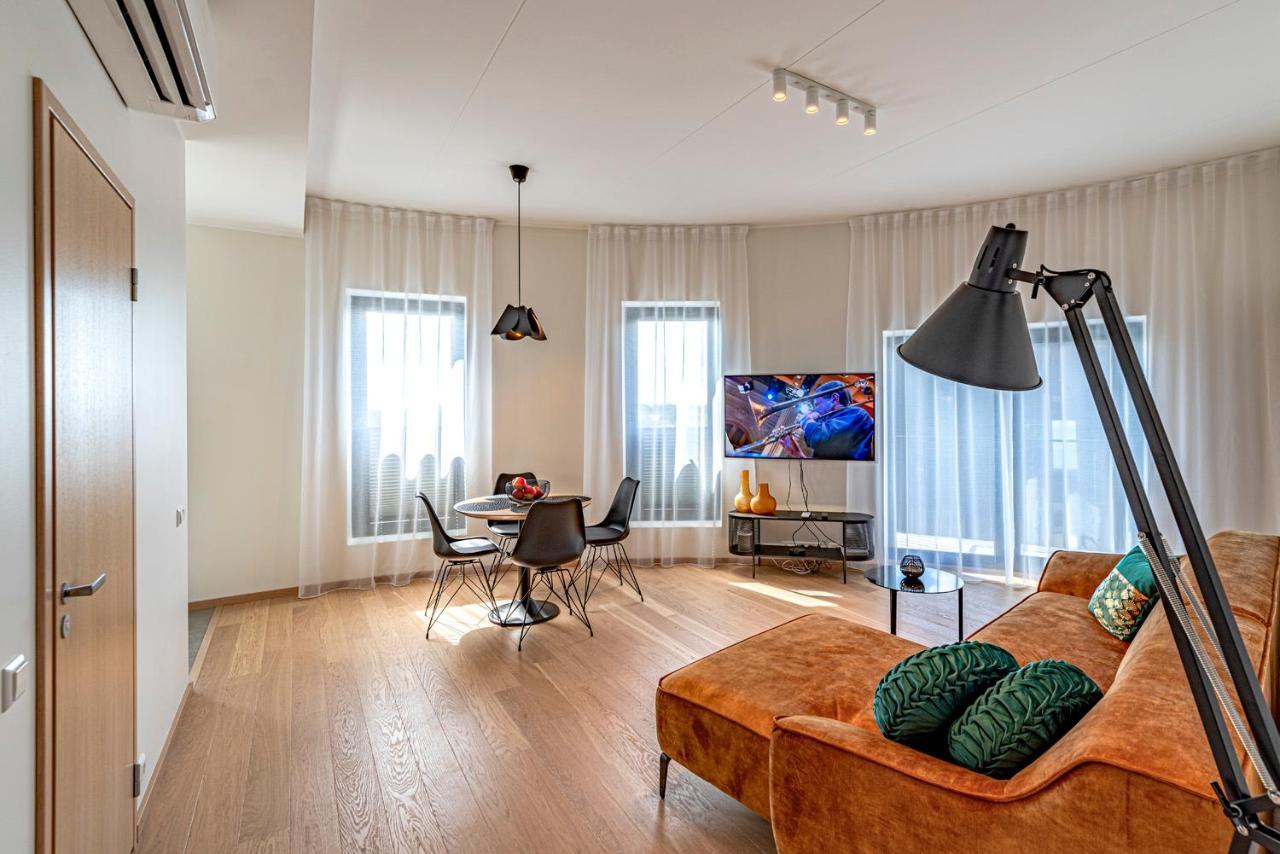 טרטו Artisa Riia Str 20B Luxury Penthouse Apartment מראה חיצוני תמונה
