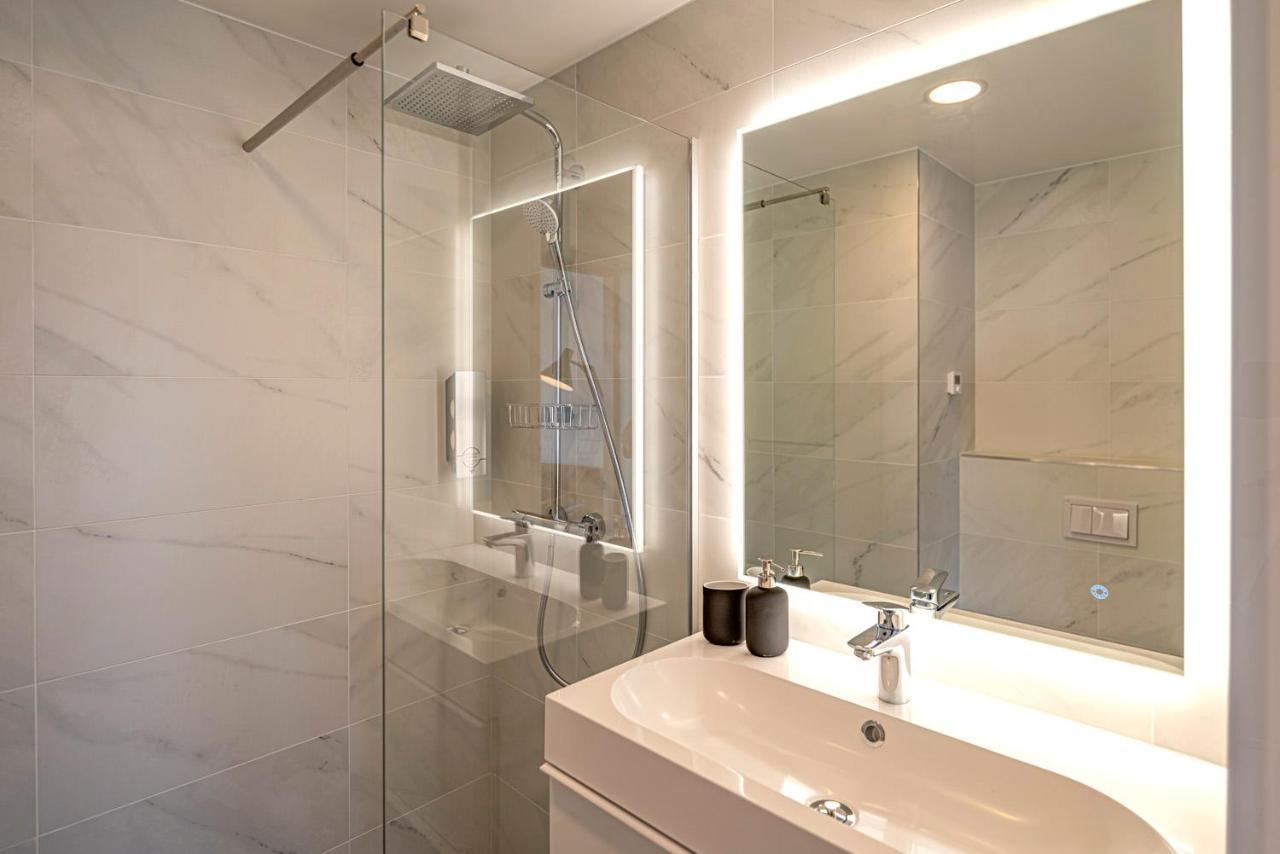 טרטו Artisa Riia Str 20B Luxury Penthouse Apartment מראה חיצוני תמונה